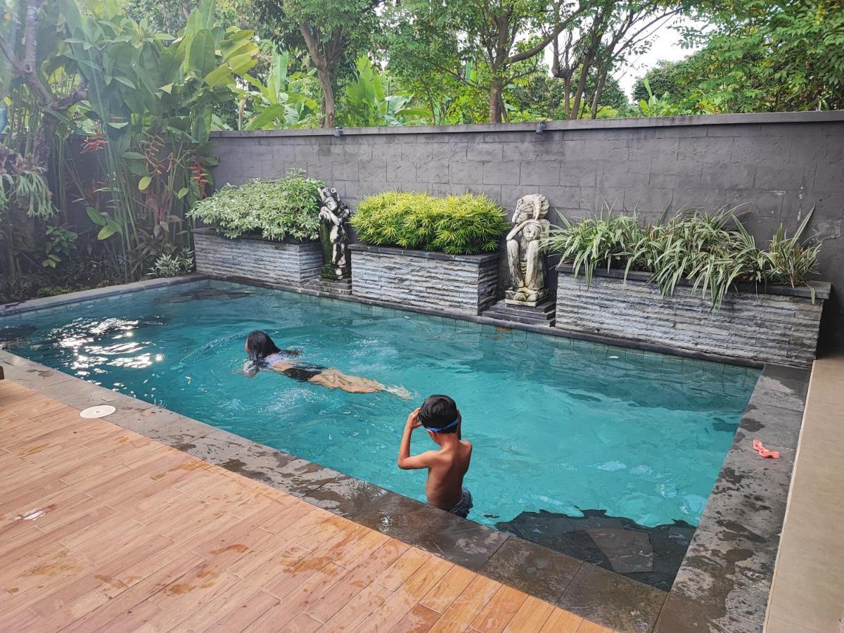 Geriya Amertha Sari Lovina Exterior foto