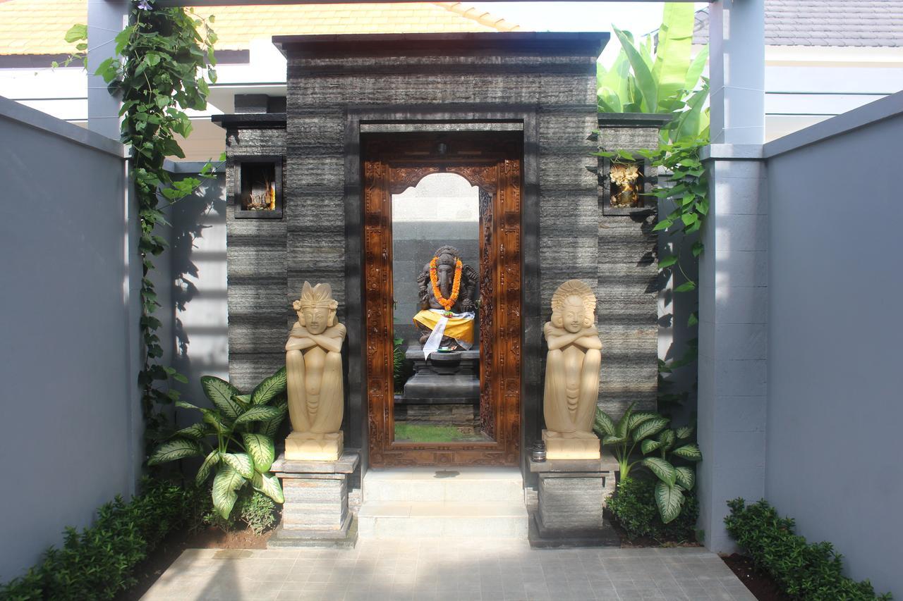 Geriya Amertha Sari Lovina Exterior foto
