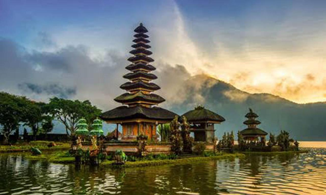 Geriya Amertha Sari Lovina Exterior foto